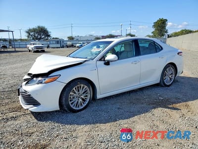 2019 TOYOTA CAMRY HYBRID XLE 4T1B21HK3KU012603 - główne zdjęcie licytacji z USA - miniatura