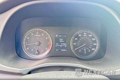 Zdjęcie 8 z 10 samochodu: 2016 HYUNDAI TUCSON SE VIN:KM8J33A43GU117066 - miniatura