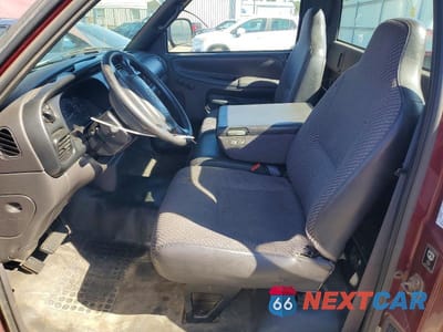 Zdjęcie 7 z 12 samochodu: 2001 DODGE RAM 1500 VIN:1B7HC16X01S246847 - miniatura