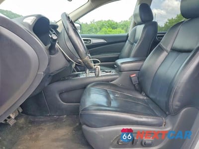 Zdjęcie 7 z 12 samochodu: 2017 NISSAN PATHFINDER SL VIN:5N1DR2MM6HC618090 - miniatura