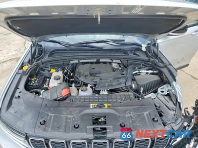 Zdjęcie 12 z 14 samochodu: 2025 JEEP GRAND CHEROKEE 4XE VIN:1C4RJYB69S8700933 - miniatura