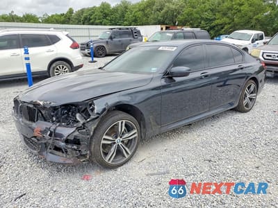 2019 BMW 740 I WBA7E2C5XKB217854 - główne zdjęcie licytacji z USA - miniatura