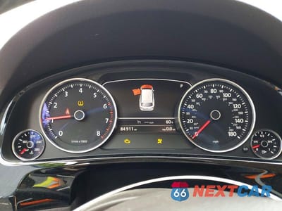 Zdjęcie 9 z 12 samochodu: 2016 VOLKSWAGEN TOUAREG SPORT VIN:WVGEF9BP2GD002219 - miniatura
