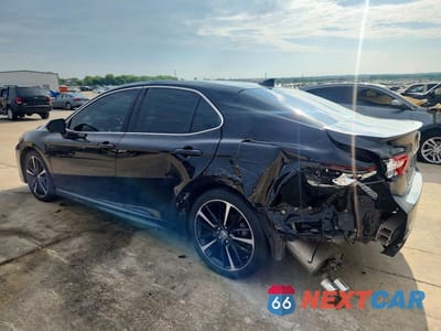 Drugie zdjęcie samochodu z przodu: 2019 TOYOTA CAMRY XSE VIN:4T1B61HK0KU811176 - miniatura