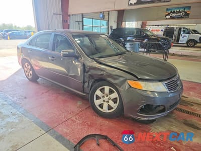 Czwarte zdjęcie samochodu z boku: 2009 KIA OPTIMA LX VIN:KNAGE228795308424 - miniatura