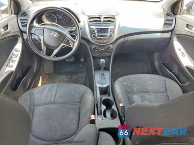 Zdjęcie 8 z 12 samochodu: 2016 HYUNDAI ACCENT SE VIN:KMHCT5AE6GU263409 - miniatura