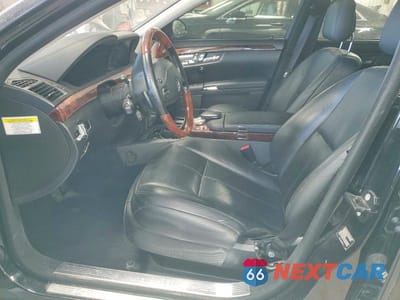 Zdjęcie 7 z 12 samochodu: 2009 MERCEDES-BENZ S 550 4MATIC VIN:WDDNG86X59A252697 - miniatura