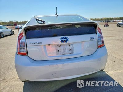 Zdjęcie 6 z 12 samochodu: 2015 TOYOTA PRIUS VIN:JTDKN3DUXF0456105 - miniatura