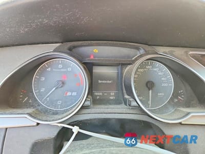 Zdjęcie 9 z 12 samochodu: 2009 AUDI S5 QUATTRO VIN:WAURV78T49A036147 - miniatura