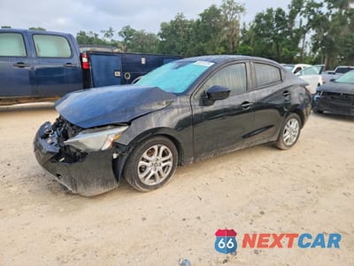 2017 TOYOTA YARIS IA BASE 3MYDLBYV6HY191334 - główne zdjęcie licytacji z USA - miniatura