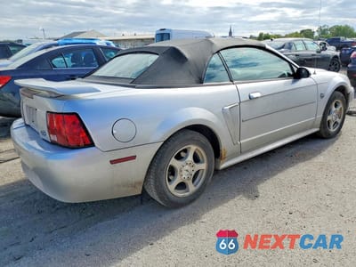 Trzecie zdjęcie samochodu z tyłu: 2004 FORD MUSTANG VIN:1FAFP44664F147461 - miniatura