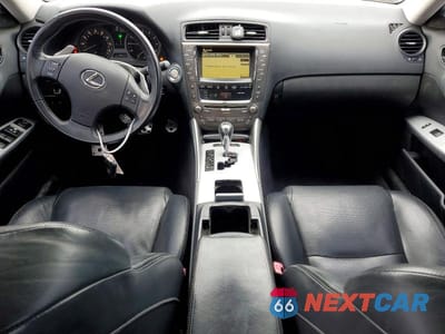 Zdjęcie 8 z 12 samochodu: 2010 LEXUS IS 350 VIN:JTHBE5C28A5023839 - miniatura