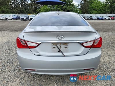 Zdjęcie 6 z 12 samochodu: 2013 HYUNDAI SONATA GLS VIN:5NPEB4ACXDH671216 - miniatura