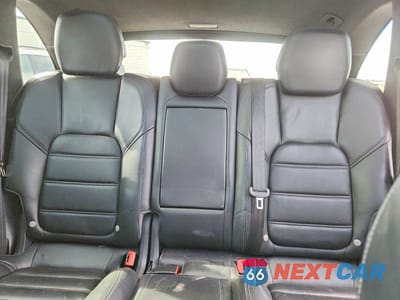 Zdjęcie 10 z 14 samochodu: 2012 PORSCHE CAYENNE TURBO VIN:WP1AC2A26CLA83085 - miniatura