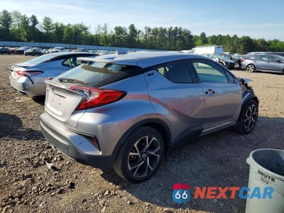 Trzecie zdjęcie samochodu z tyłu: 2020 TOYOTA C-HR XLE VIN:JTNKHMBX6L1093782 - miniatura