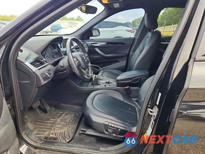 Zdjęcie 7 z 13 samochodu: 2017 BMW X1 SDRIVE28I VIN:WBXHU7C33H5H38014 - miniatura
