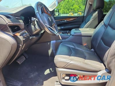 Zdjęcie 7 z 14 samochodu: 2019 CADILLAC ESCALADE PREMIUM LUXURY VIN:1GYS4CKJ2KR266715 - miniatura