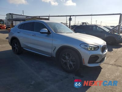 Czwarte zdjęcie samochodu z boku: 2021 BMW X4 XDRIVE30I VIN:5UX2V1C02M9H86995 - miniatura