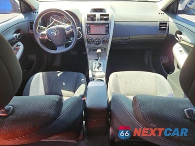 Zdjęcie 8 z 13 samochodu: 2012 TOYOTA COROLLA S VIN:2T1BU4EE7CC782431 - miniatura