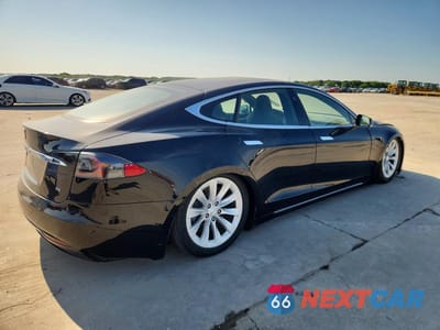 Trzecie zdjęcie samochodu z tyłu: 2017 TESLA MODEL S VIN:5YJSA1E18HF228483 - miniatura