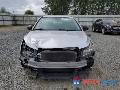 Piąte zdjęcie samochodu w środku: 2014 CHEVROLET CRUZE LS VIN:1G1PA5SG9E7227245 - miniatura