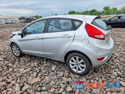Drugie zdjęcie samochodu z przodu: 2013 FORD FIESTA SE VIN:3FADP4EJ8DM150405 - miniatura
