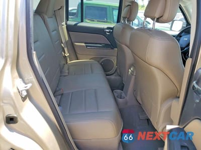 Zdjęcie 11 z 13 samochodu: 2010 JEEP PATRIOT LIMITED VIN:1J4NT4GBXAD501395 - miniatura