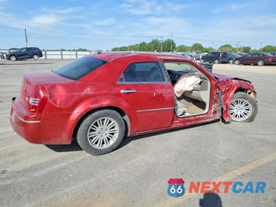 Trzecie zdjęcie samochodu z tyłu: 2010 CHRYSLER 300 TOURING VIN:2C3CA5CVXAH282034 - miniatura