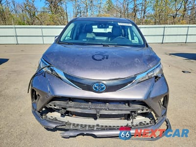 Piąte zdjęcie samochodu w środku: 2023 TOYOTA SIENNA LE VIN:5TDBRKECXPS175067 - miniatura