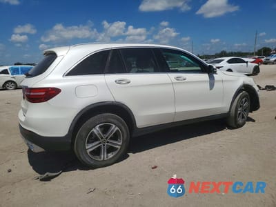 Trzecie zdjęcie samochodu z tyłu: 2018 MERCEDES-BENZ GLC 300 VIN:WDC0G4JB9JV076219 - miniatura