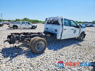 Trzecie zdjęcie samochodu z tyłu: 2025 FORD F350 SUPER DUTY VIN:1FT8W3DA5SED59680 - miniatura