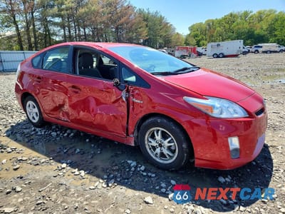 Czwarte zdjęcie samochodu z boku: 2011 TOYOTA PRIUS TWO VIN:JTDKN3DU1B1472682 - miniatura