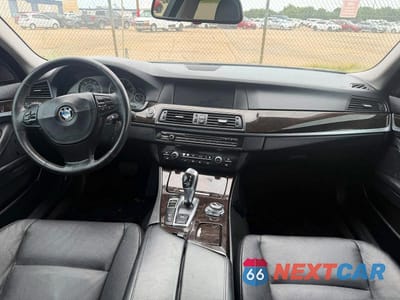 Zdjęcie 9 z 10 samochodu: 2012 BMW 535 XI VIN:WBAFU7C59CDU58029 - miniatura