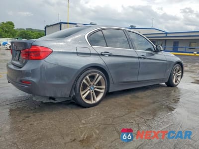 Trzecie zdjęcie samochodu z tyłu: 2018 BMW 330E VIN:WBA8E1C51JA178235 - miniatura