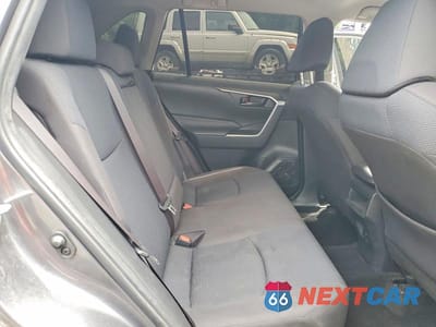 Zdjęcie 11 z 13 samochodu: 2019 TOYOTA RAV4 LE VIN:JTMH1RFV2KD011133 - miniatura