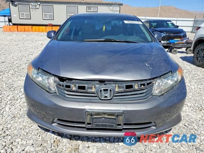 Piąte zdjęcie samochodu w środku: 2012 HONDA CIVIC LX VIN:19XFB2F55CE325421 - miniatura