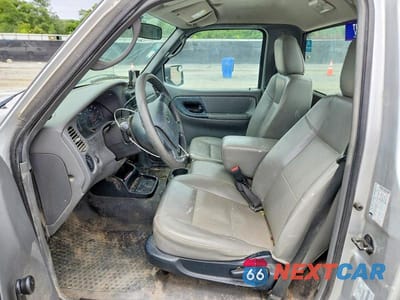 Zdjęcie 7 z 12 samochodu: 2010 FORD RANGER VIN:1FTKR1AD2APA35413 - miniatura