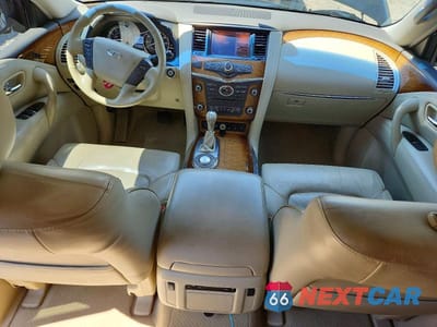 Zdjęcie 8 z 13 samochodu: 2014 INFINITI QX80 BASE VIN:JN8AZ2NF3E9551601 - miniatura
