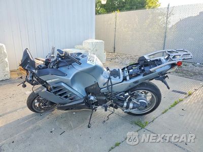 Trzecie zdjęcie samochodu z tyłu: 2008 KAWASAKI ZG1400 B VIN:JKBZGNB148A005607 - miniatura