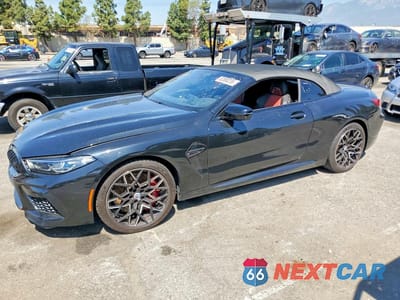 2023 BMW M8 WBSDZ0C0XPCM22524 - główne zdjęcie licytacji z USA - miniatura