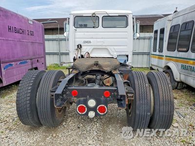 Zdjęcie 6 z 10 samochodu: 2004 FREIGHTLINER FL70 SEMI TRUCK VIN:1FUBBUDC44HM87511 - miniatura