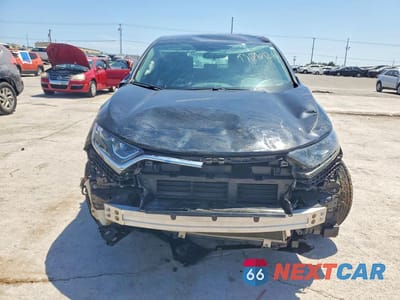 Piąte zdjęcie samochodu w środku: 2018 HONDA CR-V LX VIN:2HKRW5H37JH425351 - miniatura