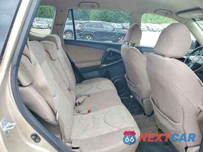 Zdjęcie 11 z 13 samochodu: 2007 TOYOTA RAV4 BASE VIN:JTMBD35V875059717 - miniatura