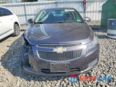 Piąte zdjęcie samochodu w środku: 2014 CHEVROLET CRUZE LT VIN:1G1PC5SB7E7189013 - miniatura