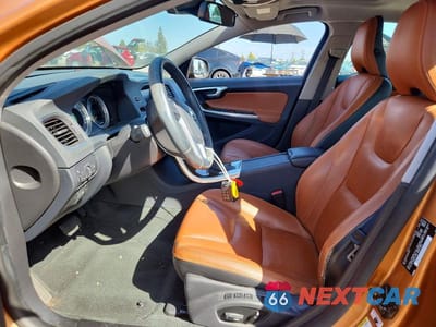 Zdjęcie 7 z 12 samochodu: 2013 VOLVO S60 T5 VIN:YV1612FS1D2201700 - miniatura