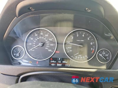 Zdjęcie 9 z 12 samochodu: 2018 BMW 320 I VIN:WBA8A9C54JAH13507 - miniatura
