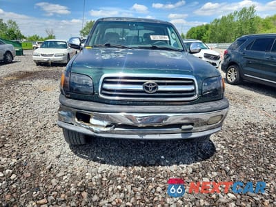 Piąte zdjęcie samochodu w środku: 2000 TOYOTA TUNDRA SR5 VIN:5TBBT4418YS070762 - miniatura