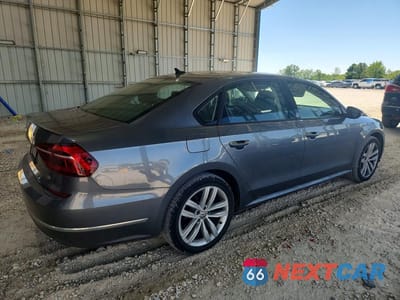 Trzecie zdjęcie samochodu z tyłu: 2019 VOLKSWAGEN PASSAT WOLFSBURG VIN:1VWLA7A34KC002702 - miniatura