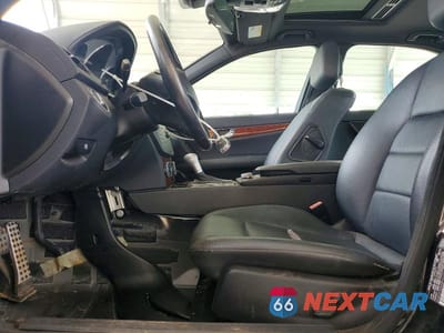 Zdjęcie 7 z 12 samochodu: 2011 MERCEDES-BENZ C VIN:WDDGF5EBXBF653011 - miniatura