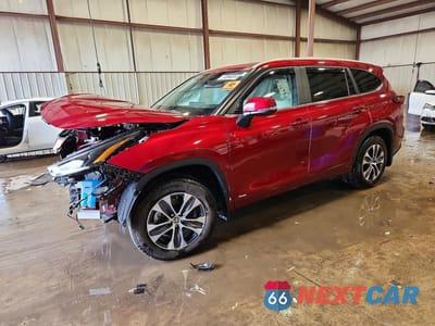 2025 TOYOTA HIGHLANDER HYBRID XLE 5TDKBRCH0SS680619 - główne zdjęcie licytacji z USA - miniatura